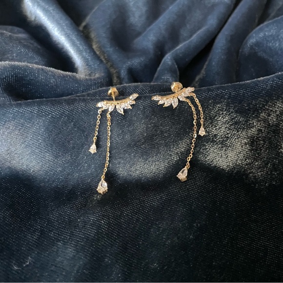 Jewelry - 9K Solid Gold Angel Wing Earrings